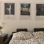 Little Suite In Chinatown